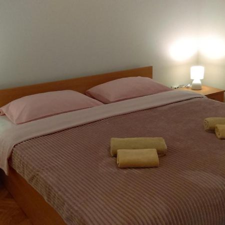 Apartman Borna ستاريغغاد باكلينتسا المظهر الخارجي الصورة