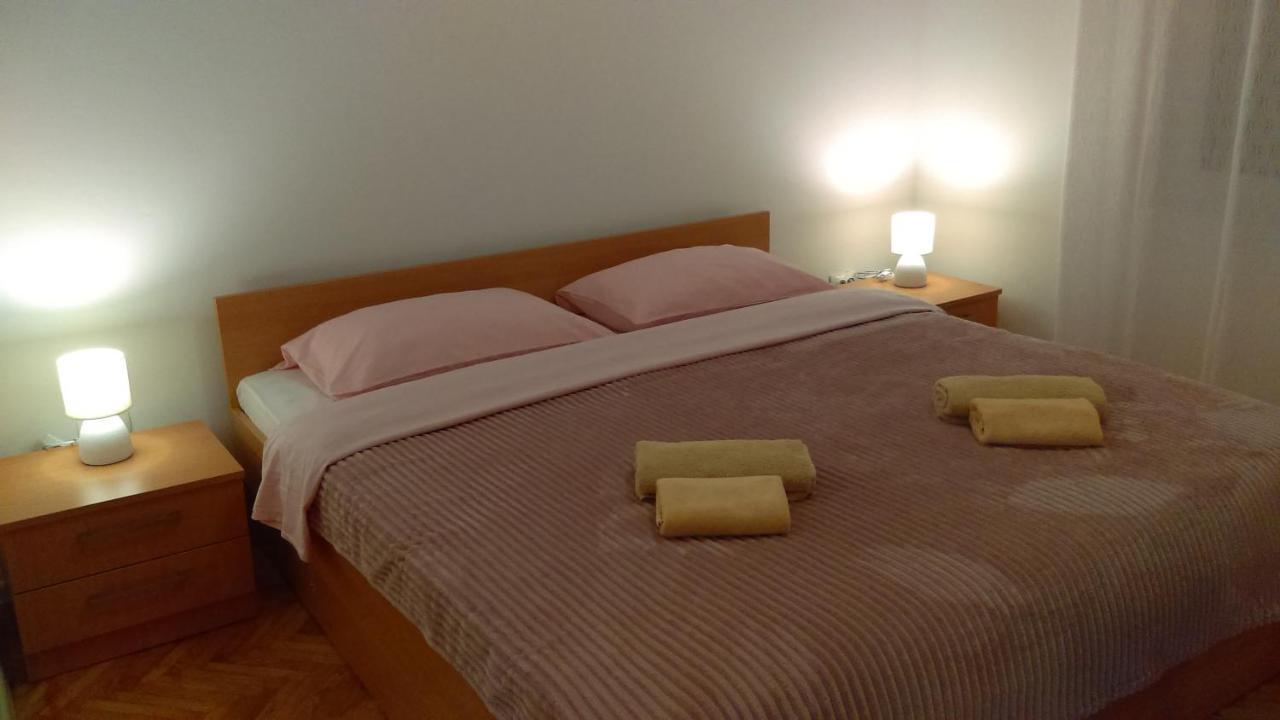 Apartman Borna ستاريغغاد باكلينتسا المظهر الخارجي الصورة